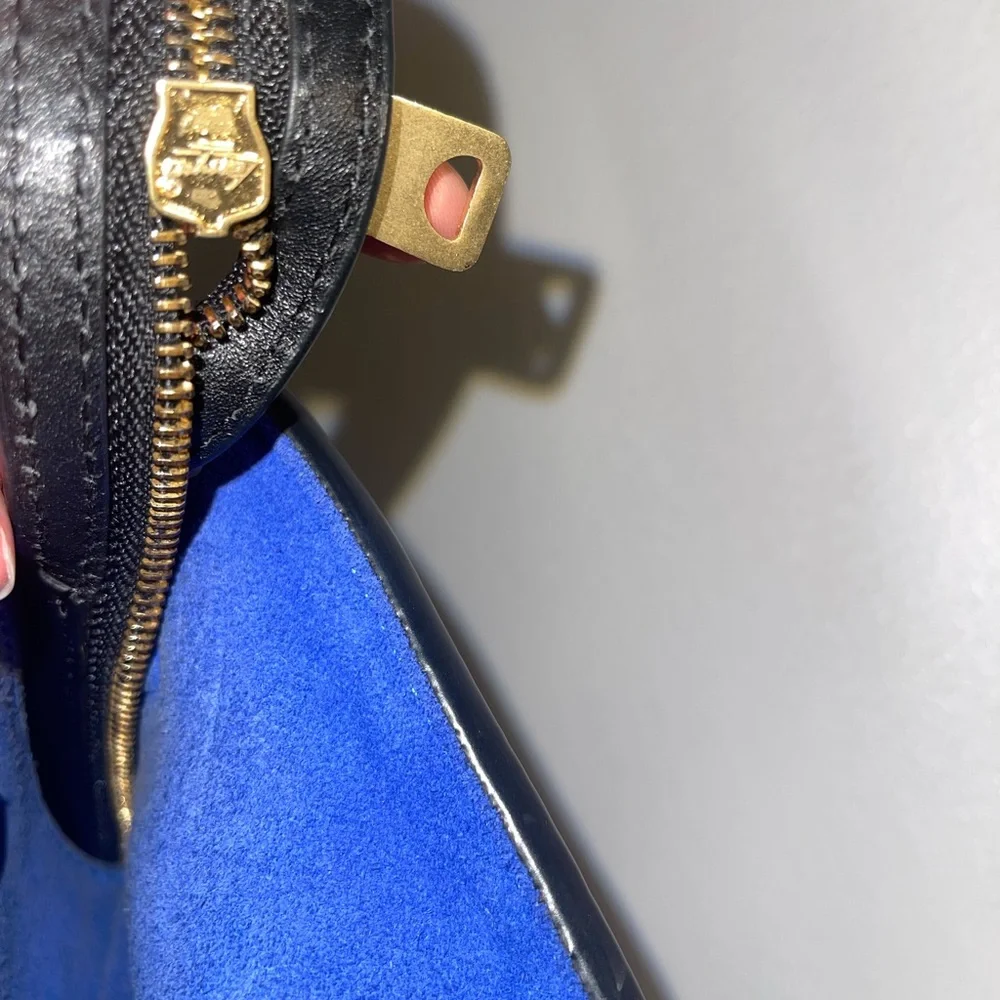 Authentic Celine trapeze crossbody hand bag Black and Blue Leather Bag - Picture 4 of 14